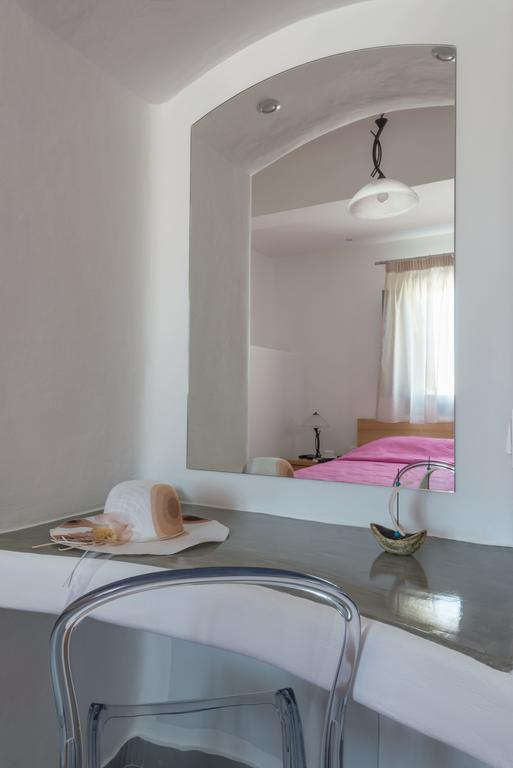 Aspronisi Luxury Villa With Caldera View Megalochori (Santorini) Quarto foto